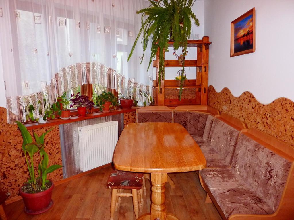 Sadyba Bilya Richky Yaremche Exterior foto