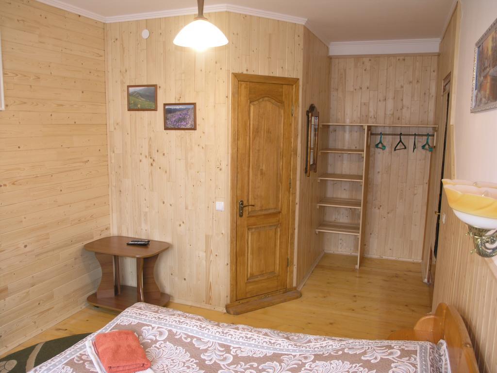 Sadyba Bilya Richky Yaremche Exterior foto